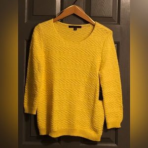 FEVER Cable Knit Sweater Size Medium Yellow Long Sleeve Scoop Neck